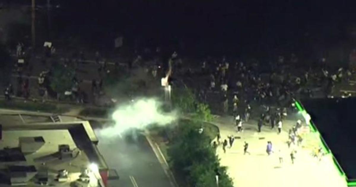 Protesters enraged as another deadly police shooting rattles
Atlanta 1