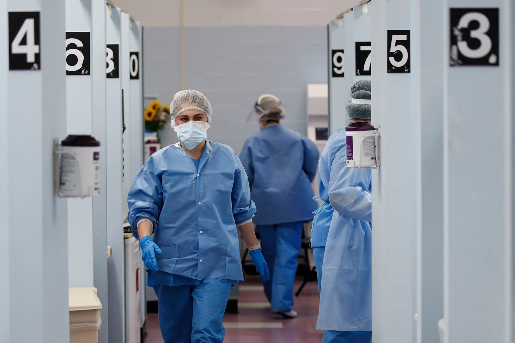 CDC report confirms elderly, minorities at highest risk for
coronavirus 1