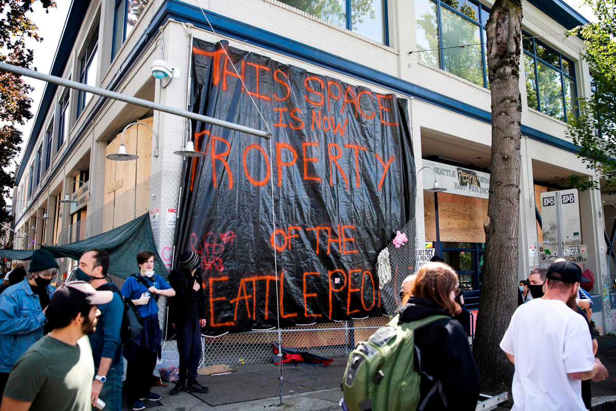 Seattle ‘autonomous zone’ protesters accused of hijacking
Black Lives Matter message 1