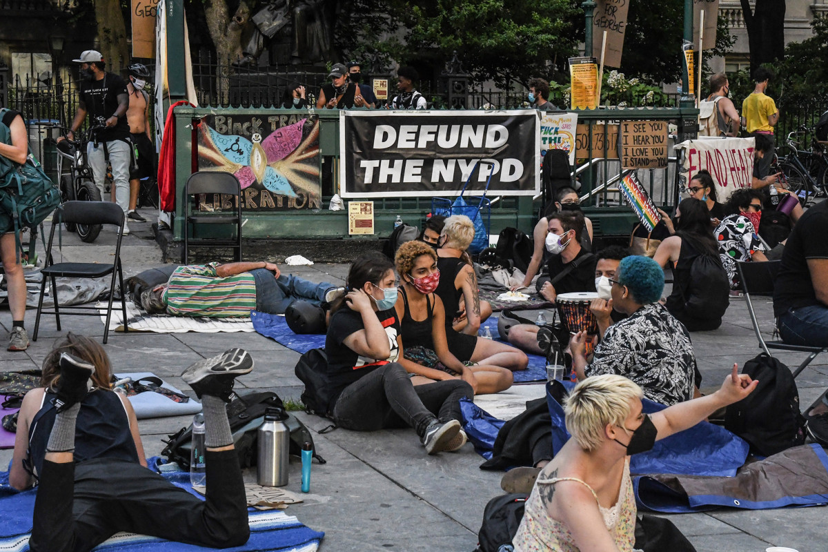 More protestors are joining the occupation at City Hall
Park 1