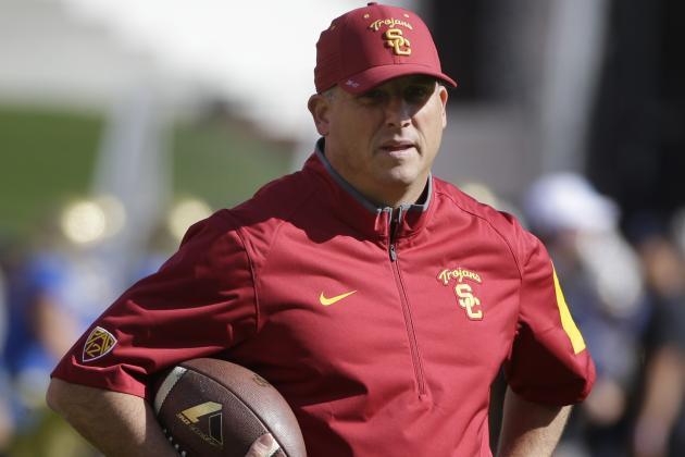 USC coach Clay Helton on peaceful protests: “My job is to
encourage them to share their voice” (or take a knee) 1