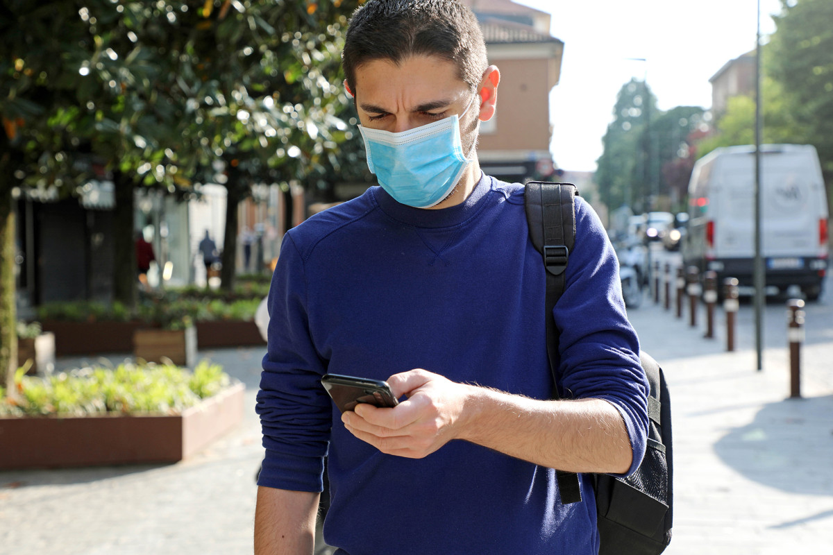 Coronavirus-tracking apps might be full of ransomware,
report warns 1