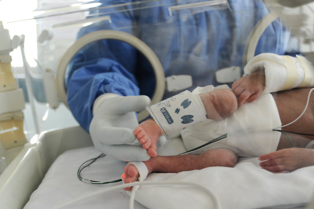 Newborn triplets in Mexico all test positive for
coronavirus 1