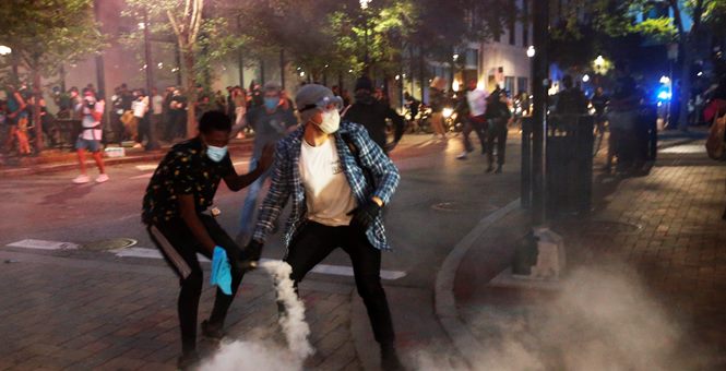 LAPD: Homicides Up 250% During Past Week of 'Defund Police'
Peaceful Protests 1