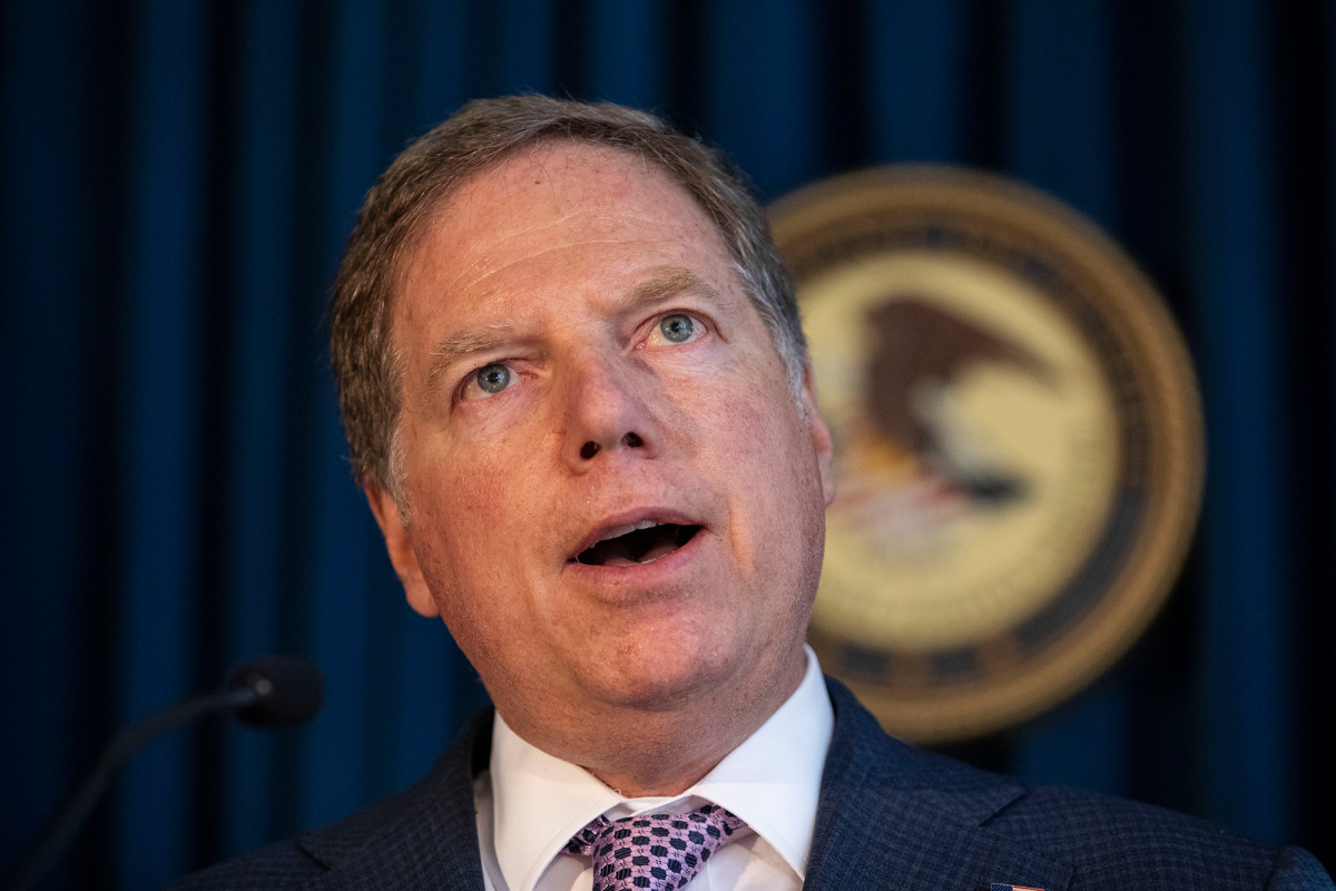 Ex-US Attorney Berman refused to criticize de Blasio over
protests: report 1