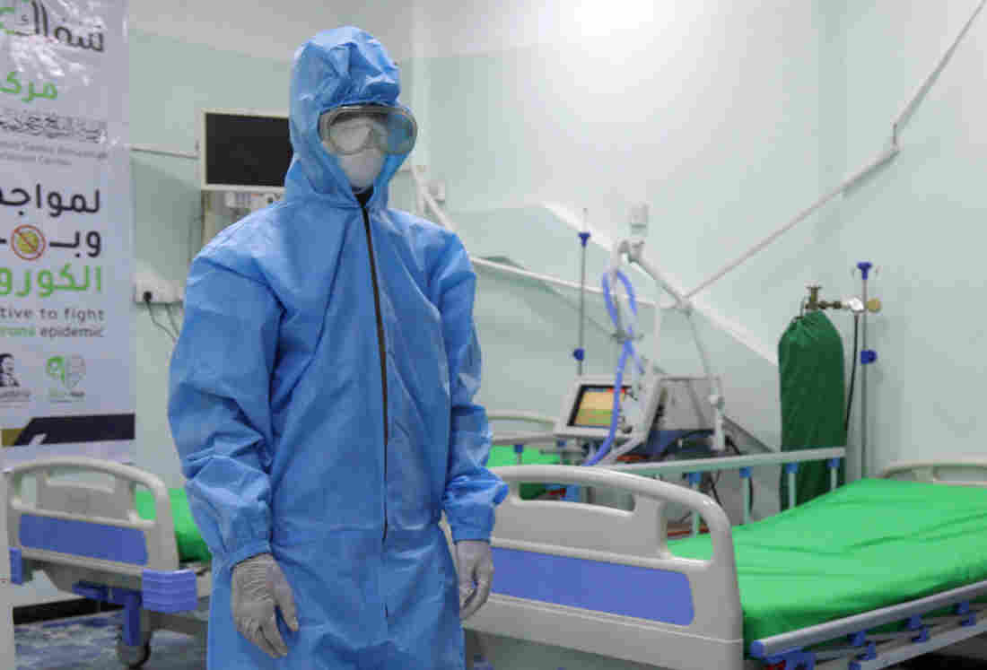 'I Will Kill You' — Health Care Workers Face Rising Attacks
Amid COVID-19 1 'I Will Kill You' — Health Care Workers Face Rising Attacks
Amid COVID-19 1