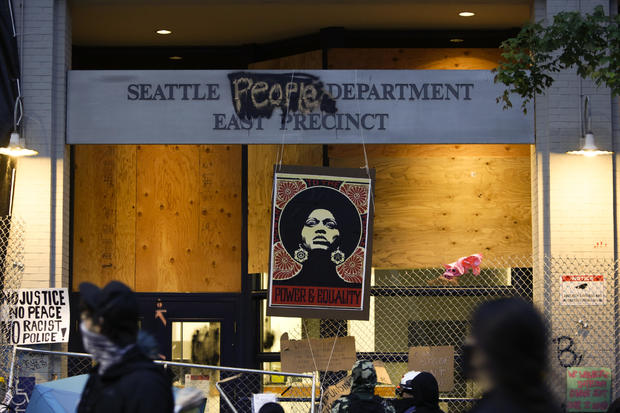 Seattle moving to dismantle protest zone after weekend
shootings 1