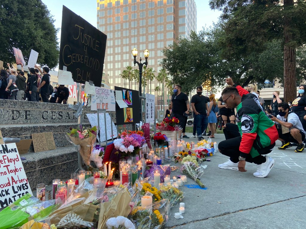 Hundreds memorialize George Floyd with march in San
Jose 1