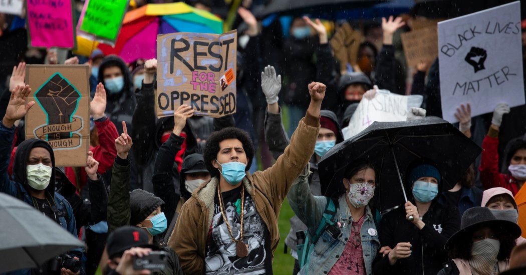 Pentagon Denies Spying on Americans Protesting Police
Killings 1