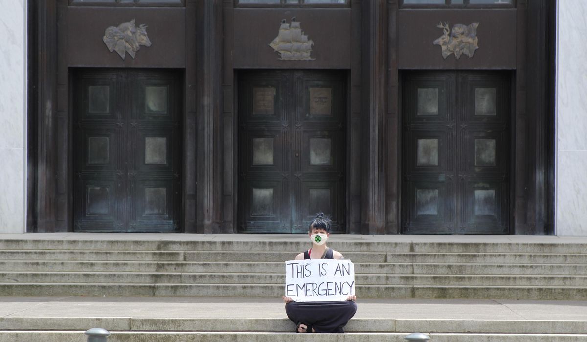 Police brutality, coronavirus on agenda for Oregon
lawmakers 1