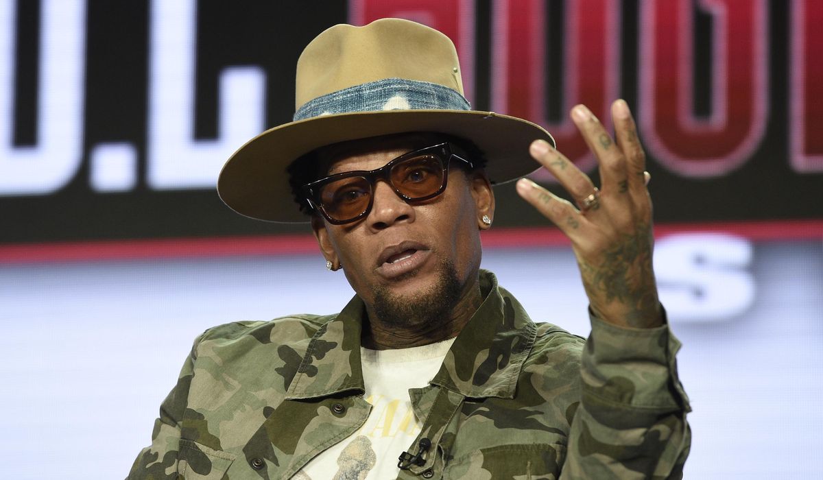 Comedian DL Hughley COVID-19 positive after fainting
onstage 1