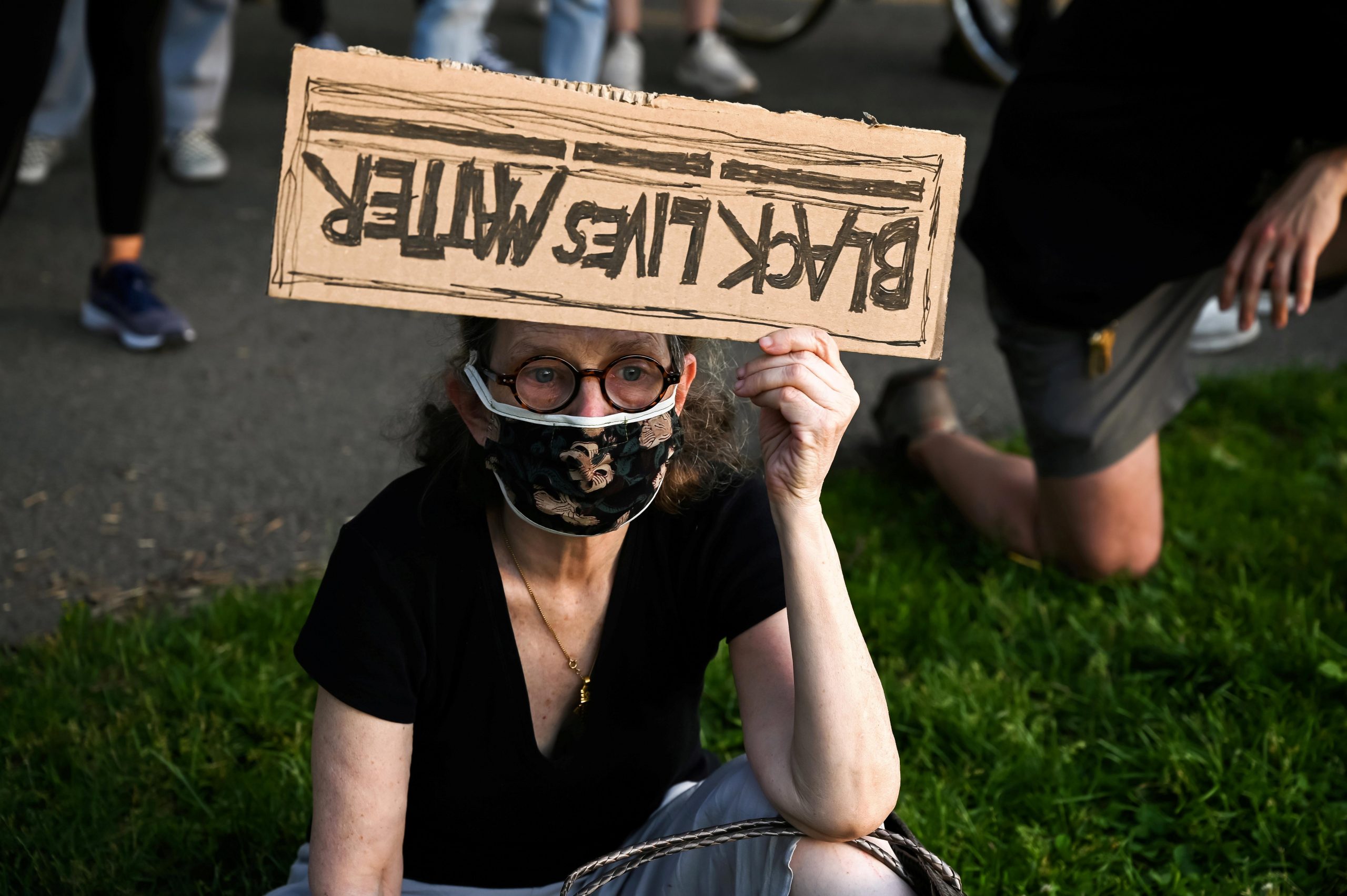 Protests 'to change the whole wide world' following Floyd's
funeral 1