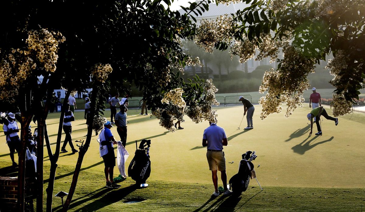 Watney first on PGA Tour to test positive for
COVID-19 1