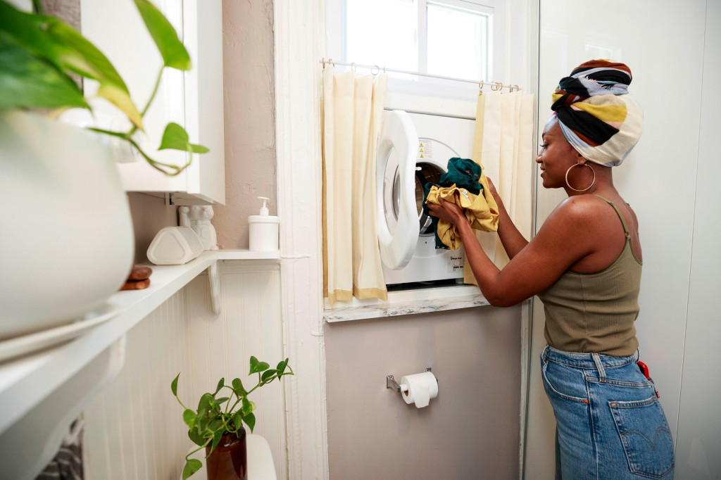 Residents of NYC’s smallest apartments survived lockdown in
style 1