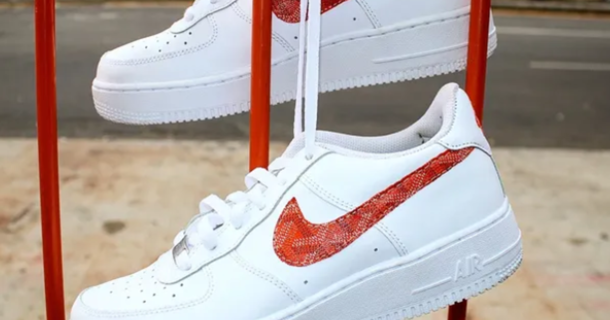 Nike's earnings plunge $1.8 billion on coronavirus
hit 1