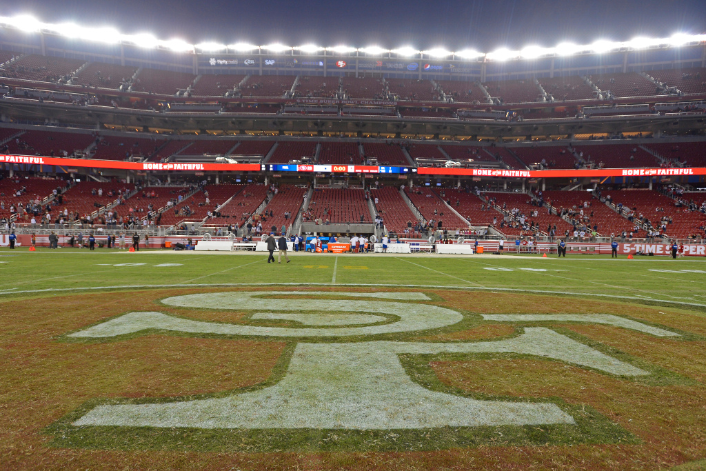 Report: 49ers player tests positive for COVID-19 1