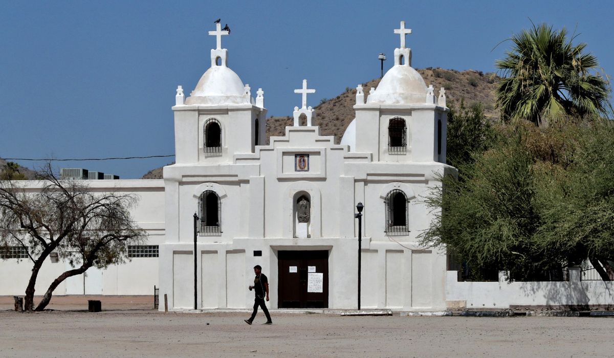 Vulnerable US Latino communities hard hit by
COVID-19 1