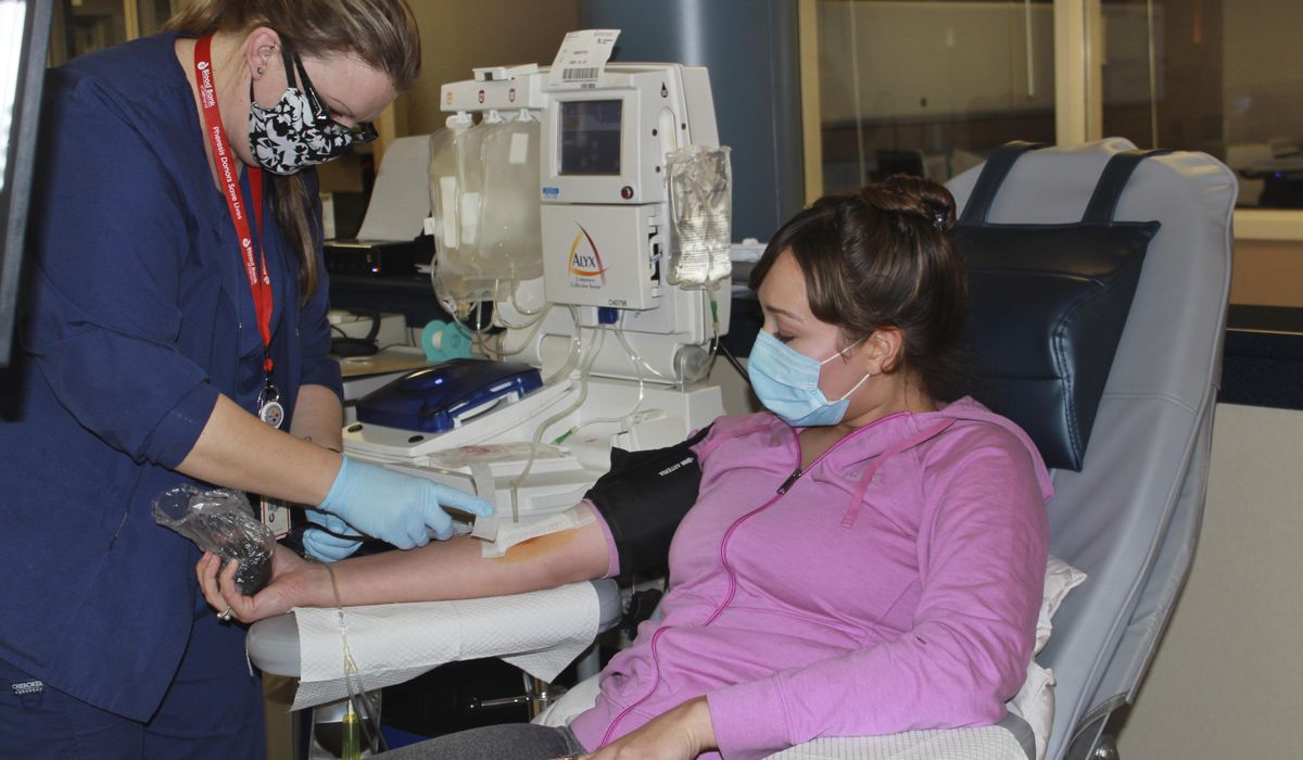 Researchers ask if survivor plasma could prevent
coronavirus 1