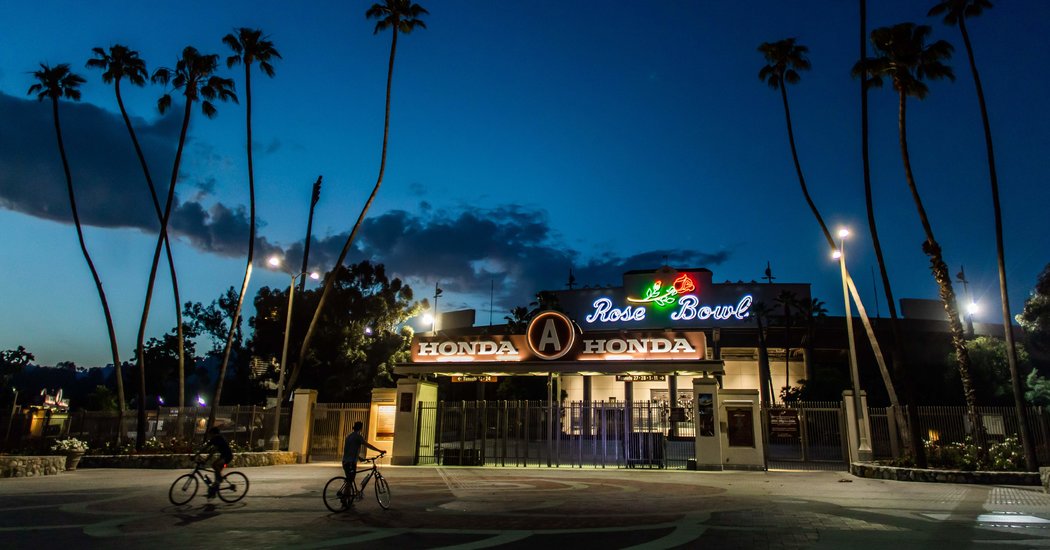 How the Coronavirus Is Transforming July 4 in Los
Angeles 1