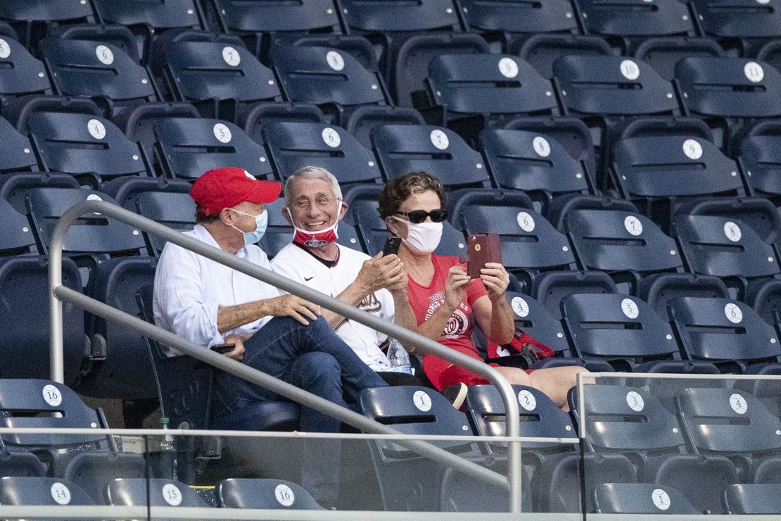 Dr. Fauci Now Wants Us to Wear Goggles as Extra Protection
from COVID-19 1