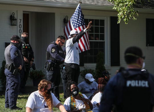 Breonna Taylor protesters want police in jail. Instead, 435
of them have been arrested. 1