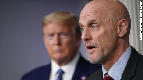When Trump's own medical advisers refuse to correct his
misleading claim, the coronavirus trust gap grows 1