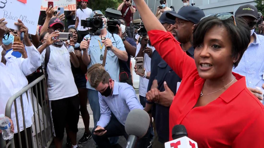 Atlanta Mayor Keisha Lance Bottoms says she tested positive
for coronavirus 1