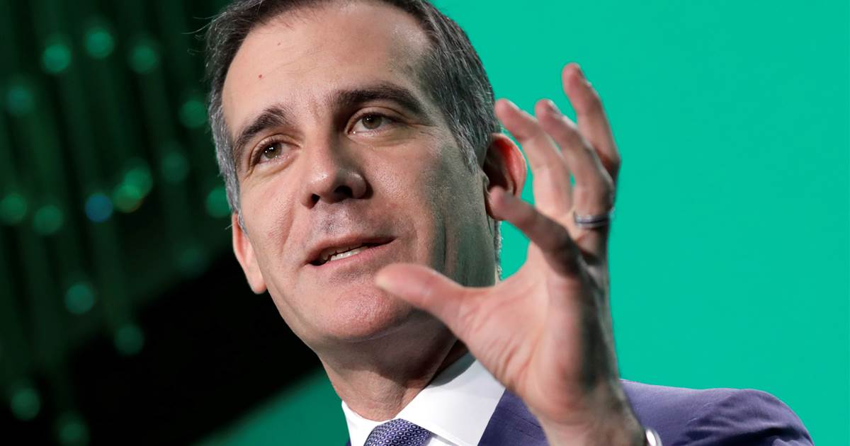 Los Angeles Mayor has 'not a lot of regrets' over
coronavirus response 1
