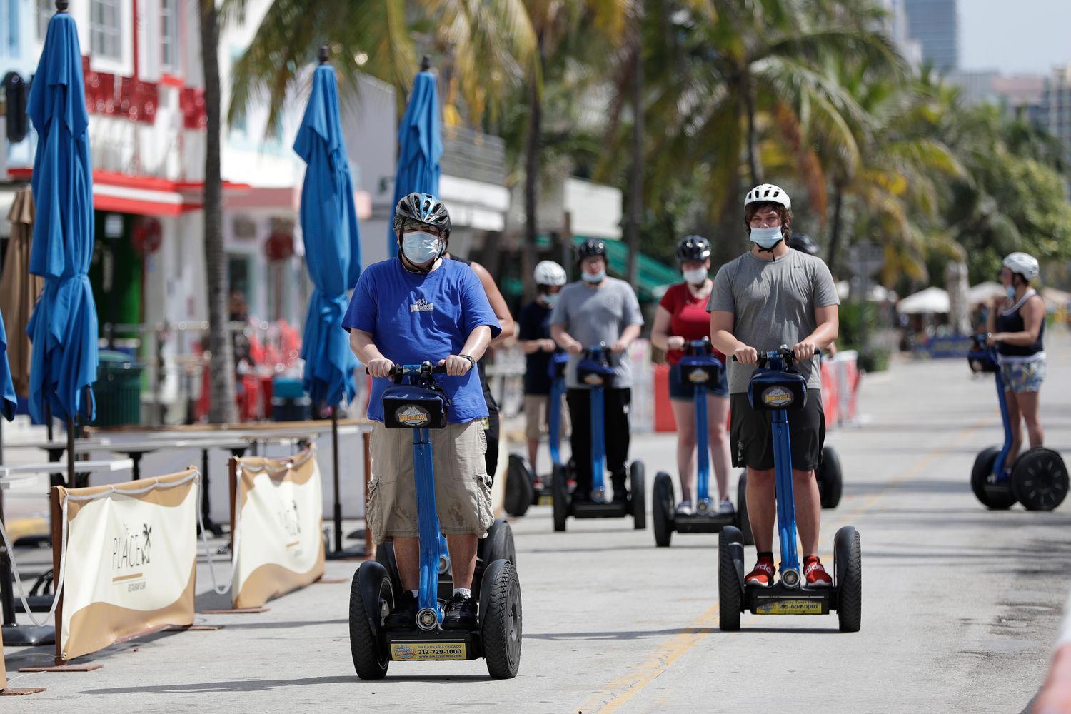 Florida reports record number of coronavirus cases amid
nationwide surge 1