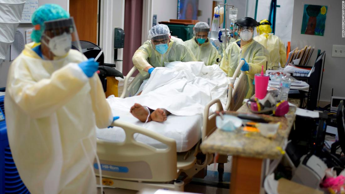 Model projects 200K US Covid-19 deaths if masks aren't
worn 1