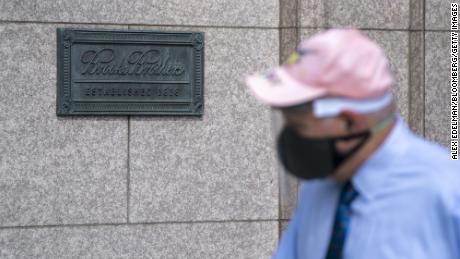 Coronavirus canceled office clothing. These stores are in
big trouble 1