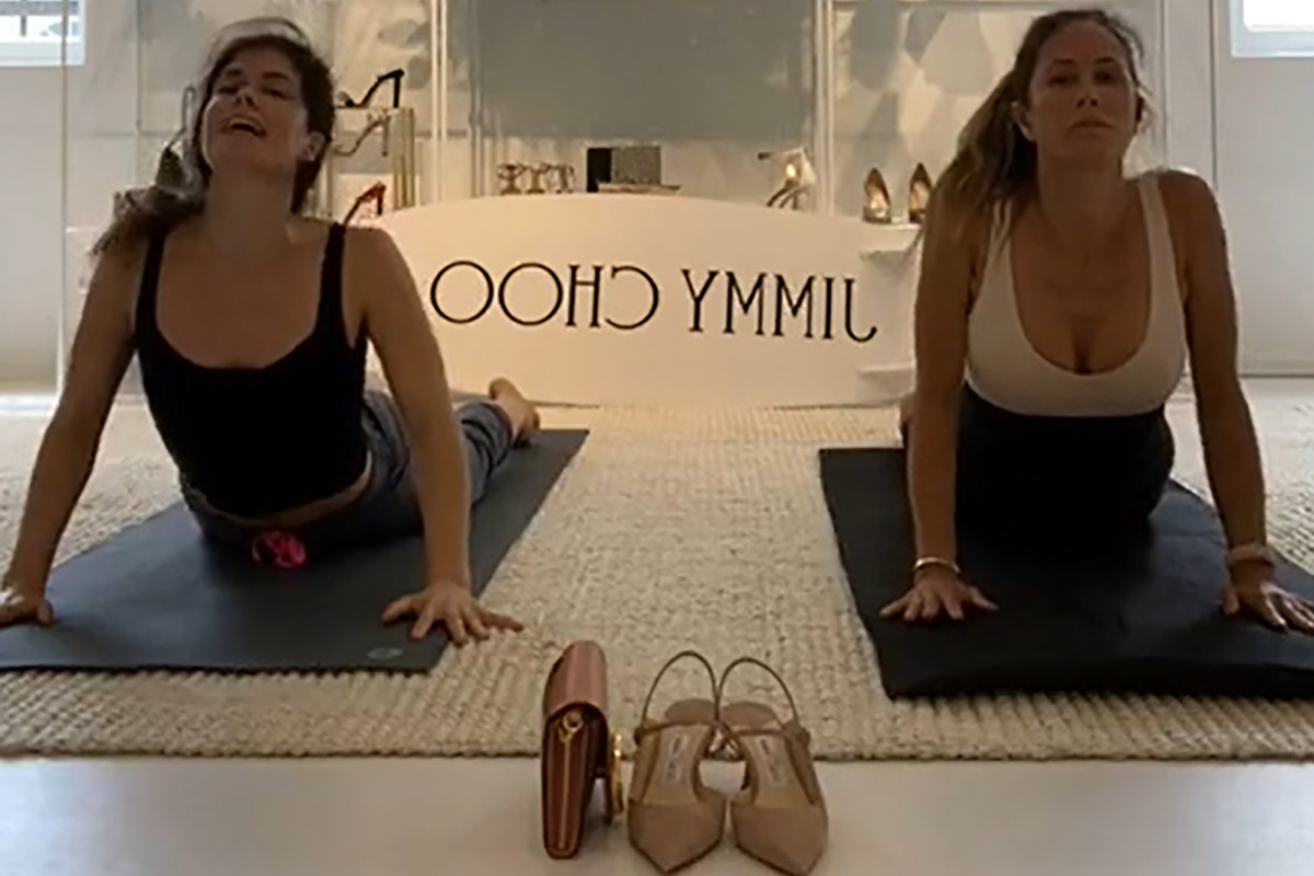 Cristina Cuomo gets heat for maskless Hamptons yoga
session 1