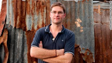 As Covid-19 closed schools worldwide, this CNN Hero kept his
promise to feed more than one million hungry students 1