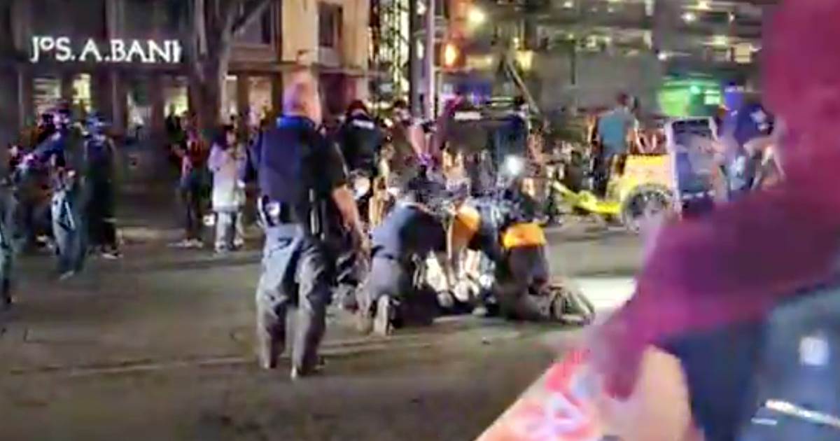 Witness: Driver gunned down armed protester in Texas
capital 1