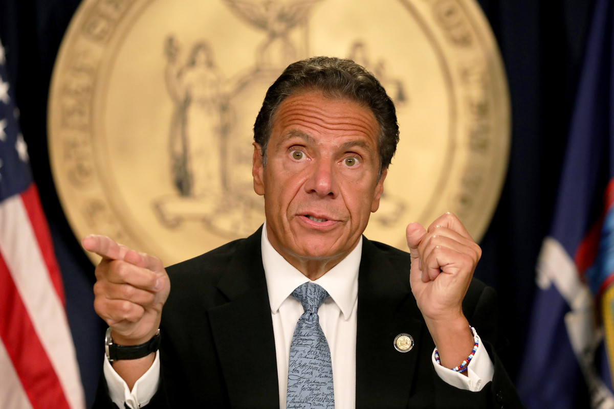 NYC bars hit with dozens of violations for breaking COVID-19
rules 1