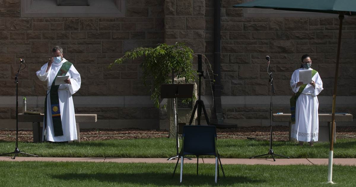 Churches grapple with reopening in Colorado Springs 1