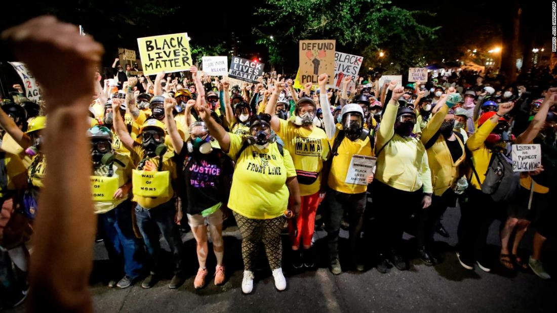 Washington Post: DHS compiled intelligence on 2 journalists
covering Portland protests 1