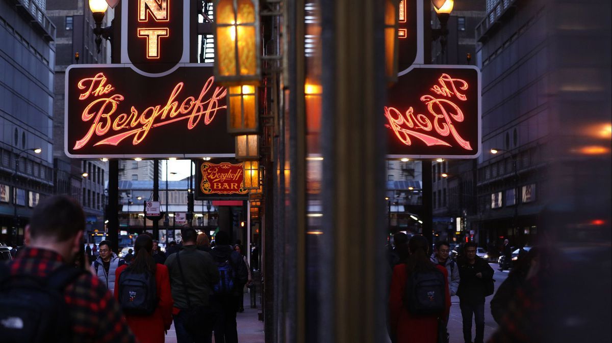 Berghoff closes temporarily, a month after reopening,
blaming economic challenges due to COVID-19 pandemic 1 Berghoff closes temporarily, a month after reopening,
blaming economic challenges due to COVID-19 pandemic 1
