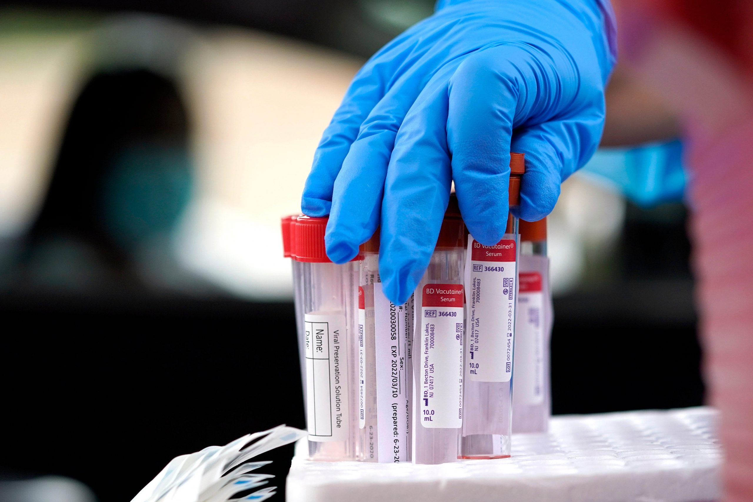 Coronavirus updates: Mike Pence to visit Arizona;
Massachusetts reports zero deaths; California to 'tighten'
restrictions 1