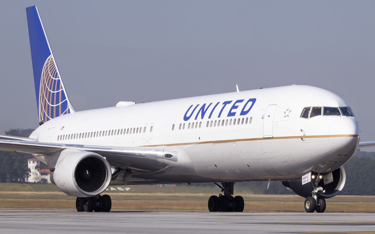 United Airlines to add 25,000 flights in August despite
alarming surge of coronavirus cases across U.S. 1 United Airlines to add 25,000 flights in August despite
alarming surge of coronavirus cases across U.S. 1