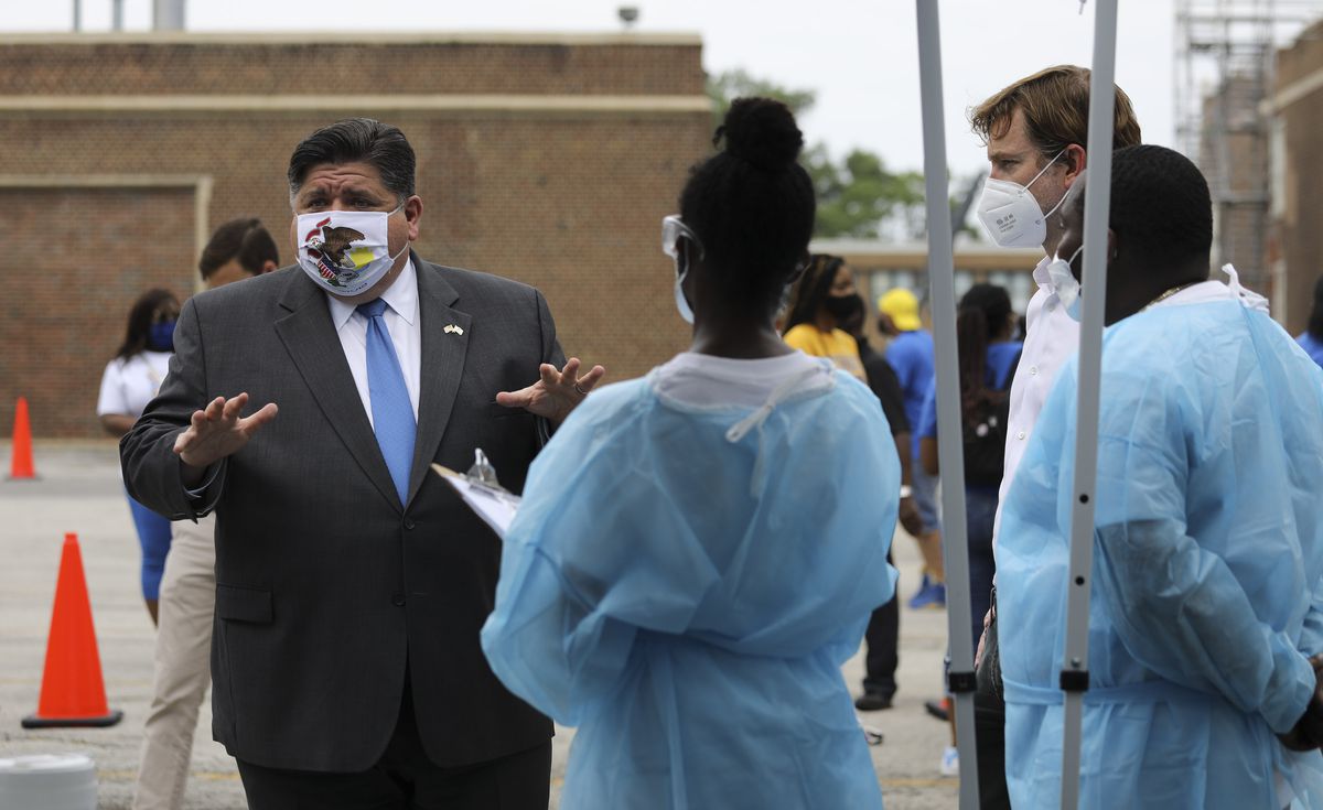 Gov. J.B. Pritzker outlines targeted approach to COVID-19
spikes in Illinois, lays out criteria for state to take
action 1 Gov. J.B. Pritzker outlines targeted approach to COVID-19
spikes in Illinois, lays out criteria for state to take
action 1