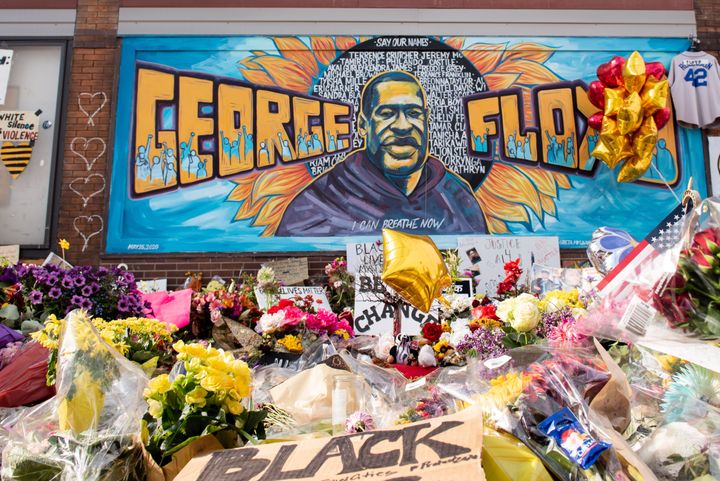 ‘They’ll Kill Me’: Transcripts Show George Floyd Pleaded For
Air More Than 20 Times 1