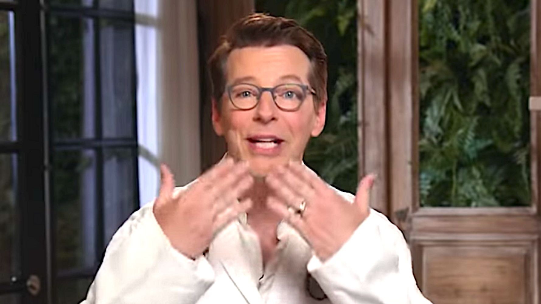 Sean Hayes Plays Doctor, Prescribes Cure For Anti-Maskers On
‘Jimmy Kimmel’ 1