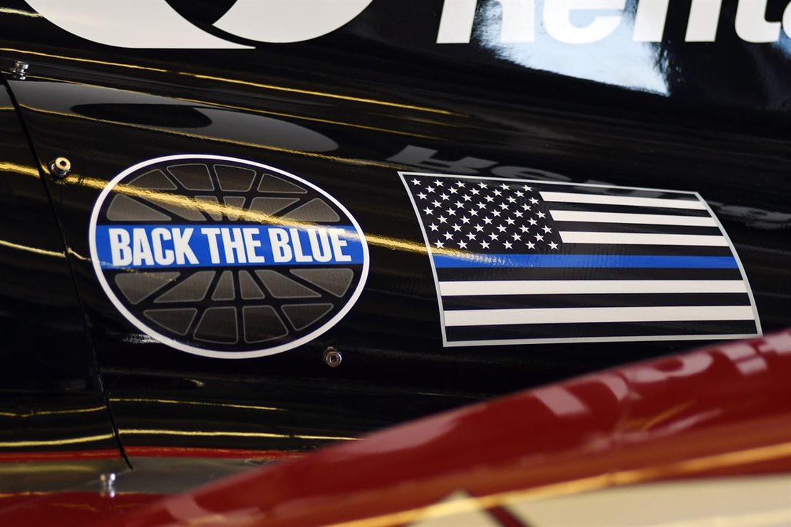 An 'Unprecedented Flock of Patriots' Is Gathering to Support
the Police in 80 Rallies 1