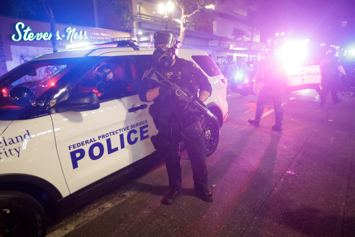 Two people arrested after gunshots ring out near Portland
protest site 1