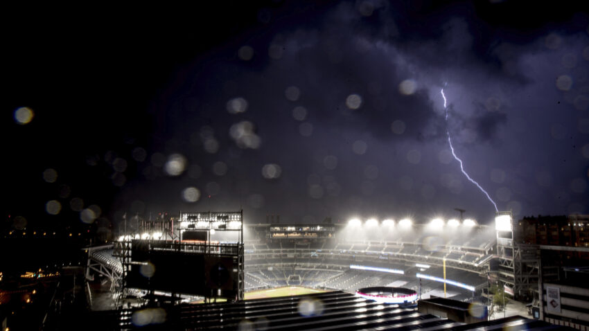 Gerrit Cole, Giancarlo Stanton lead Yankees past Nationals
in stormy MLB opener 1