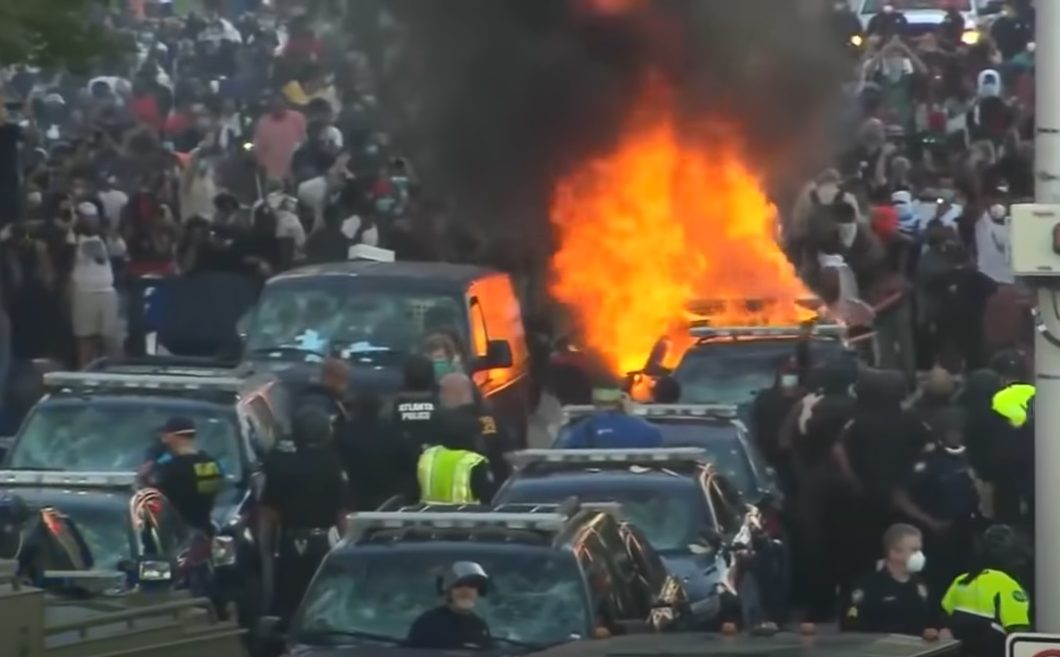 Black Lives Matter Is Not A Peaceful Protest Group 1