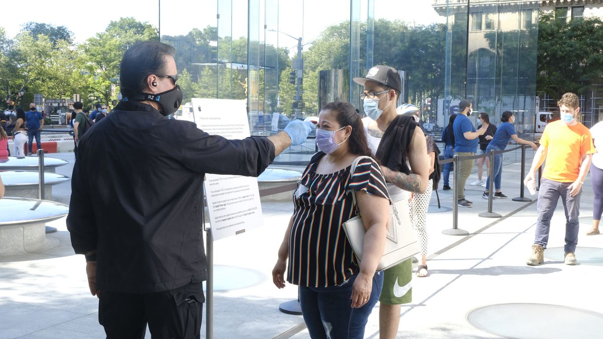 New York’s coronavirus hospitalizations, positive rate down
ahead of Fourth of July weekend 1