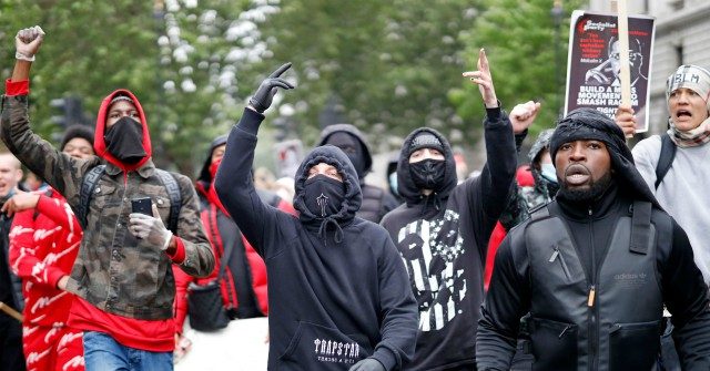 London's Khan Told Black Lives Matter Rioters Targeted Black
Police Officers 1
