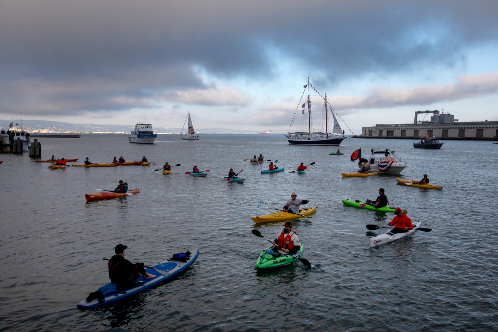 McCovey Cove ghost town: Just the SF Giants diehards on
coronavirus-altered Opening Day 1